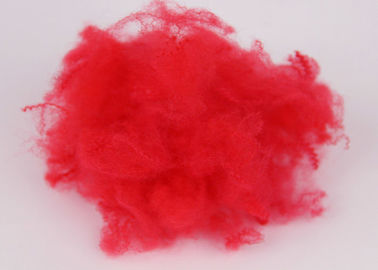 Dope la fibra de grapa de poliéster regenerada teñida para la tela no tejida del colchón de las mantas de la alfombra